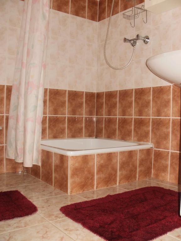 Bodzavirag Apartman زلاكاروس المظهر الخارجي الصورة