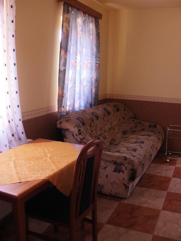 Bodzavirag Apartman زلاكاروس المظهر الخارجي الصورة