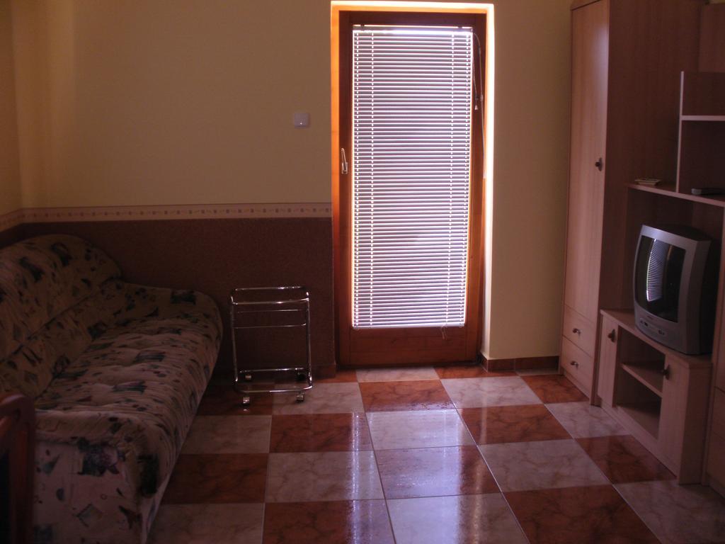 Bodzavirag Apartman زلاكاروس المظهر الخارجي الصورة