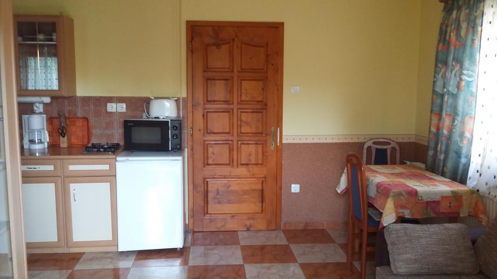 Bodzavirag Apartman زلاكاروس المظهر الخارجي الصورة